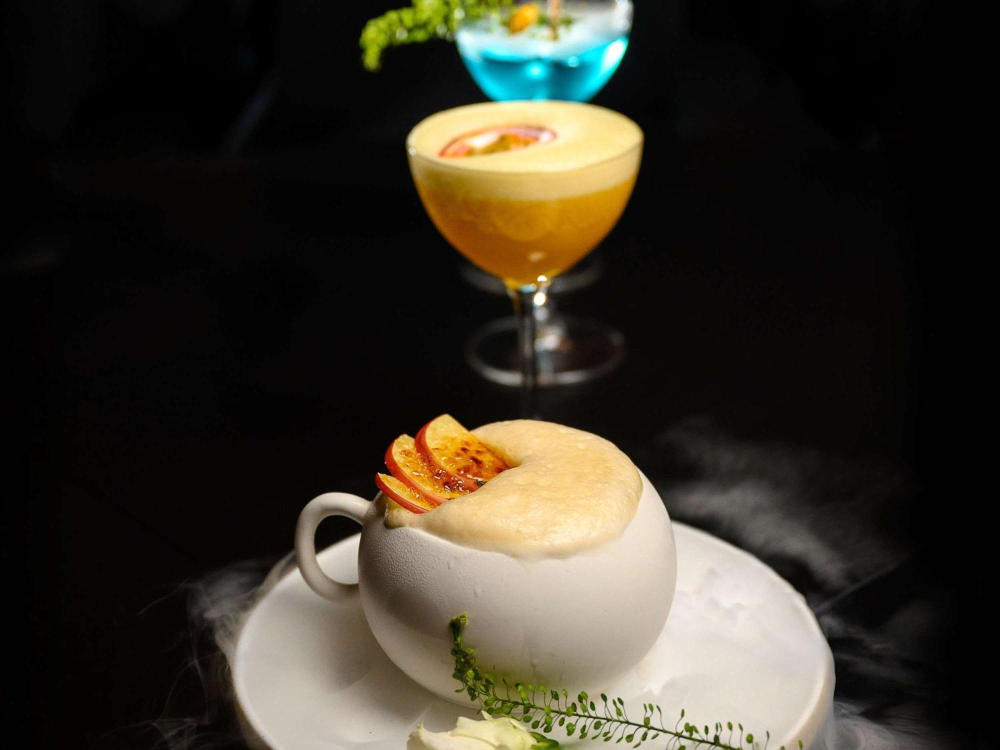 Pullman Riga Old Town Ξενοδοχείο Εξωτερικό φωτογραφία A cocktail prepared with liquid nitrogen
