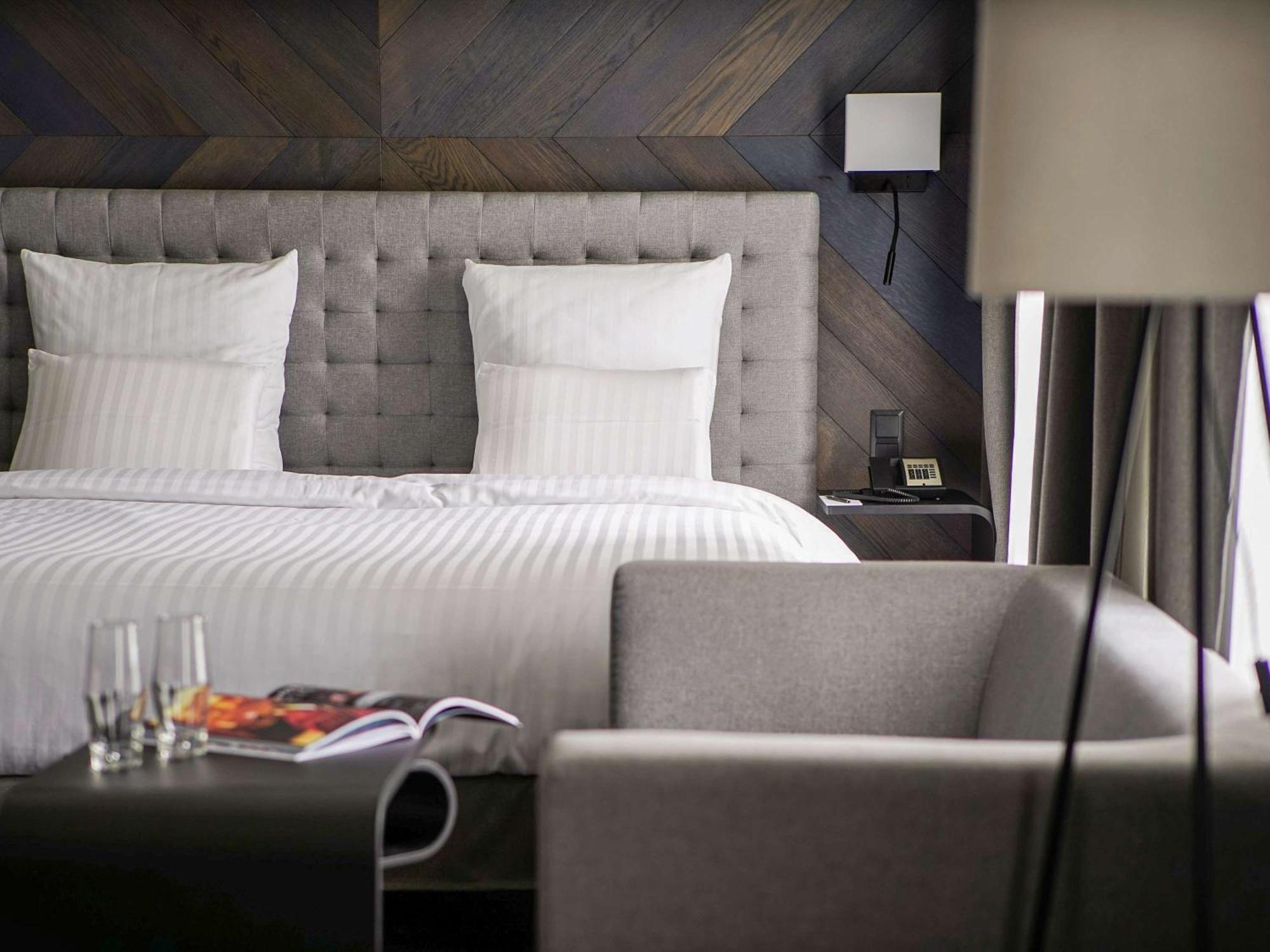 Pullman Riga Old Town Ξενοδοχείο Εξωτερικό φωτογραφία A room at the hotel